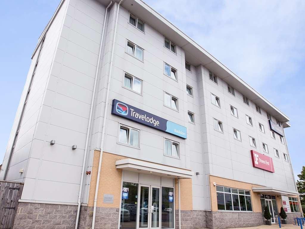 Travelodge Basildon Exterior photo